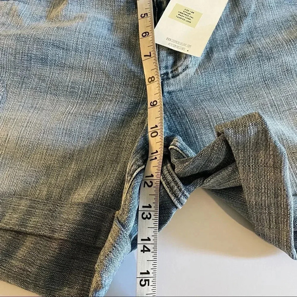 COSMIC BLUE LOVE
Jodie Short Side Piping - Picture 14 of 14